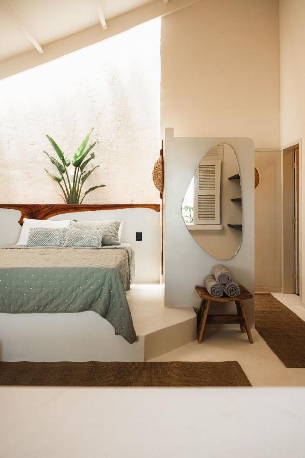 Outro Beach Hotel 卡姆布库 外观 照片