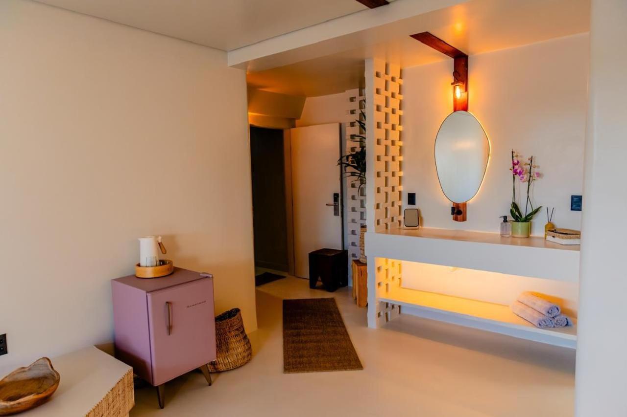 Outro Beach Hotel 卡姆布库 外观 照片